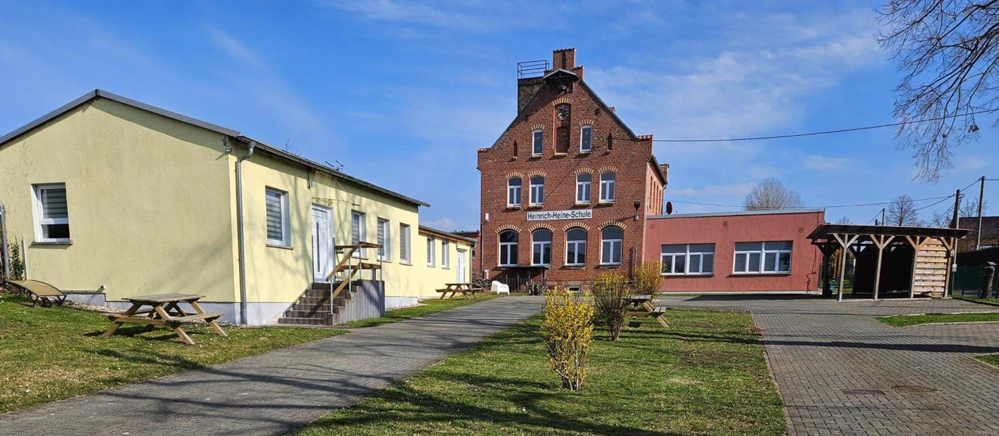 Gaestehaus Heinrich Heine Schule Bad Dürrenberg Zewnętrze zdjęcie
