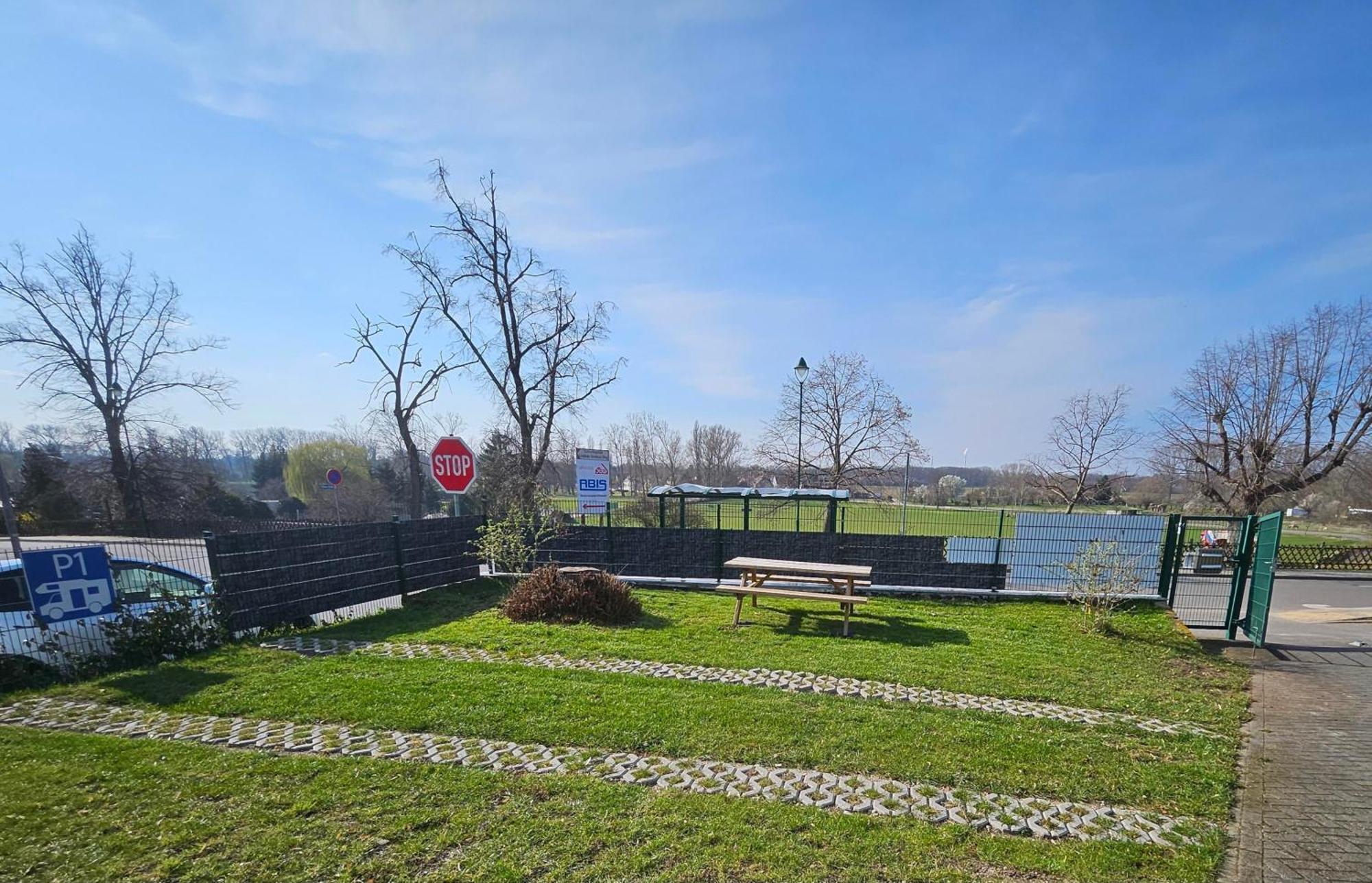 Gaestehaus Heinrich Heine Schule Bad Dürrenberg Zewnętrze zdjęcie